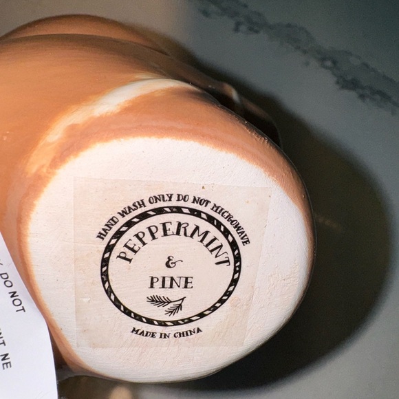 Gingerbread Mug - Picture 7 of 7